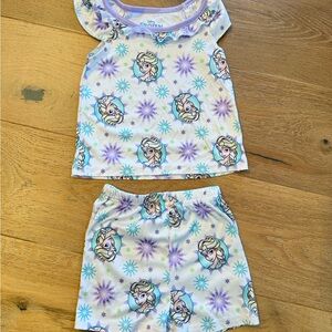 Disney Frozen Elsa pajamas 3T toddler girl pajamas set short sleeve and shorts.